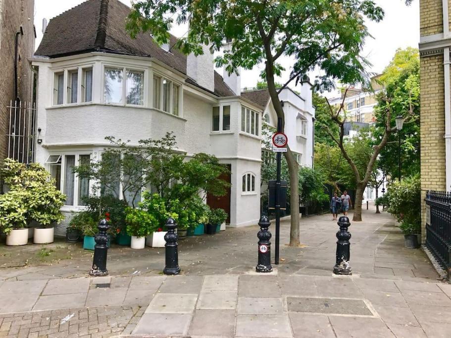 Apartmán Stunning 2 Bed/2Bath Flat In Heart Of Kensington Londýn Exteriér fotografie